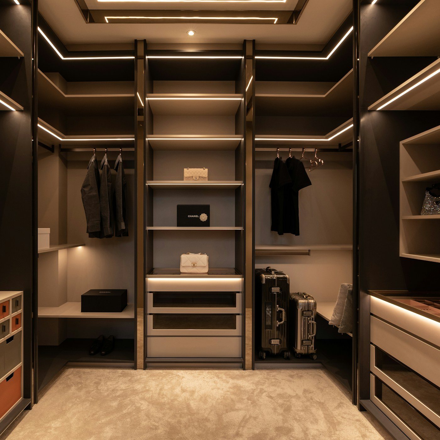 Atelier Wardrobe Wall